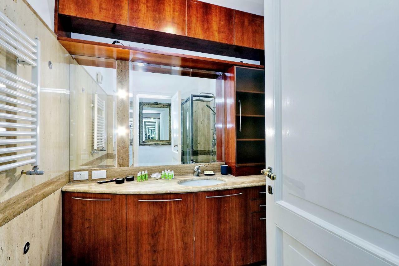 Pantheon Family Junior Apartment Rom